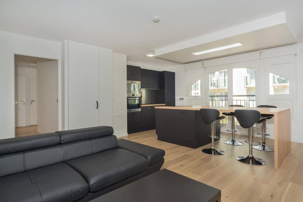 Lovely Apartment Close To A Big Shopping Mall Serris Luaran gambar